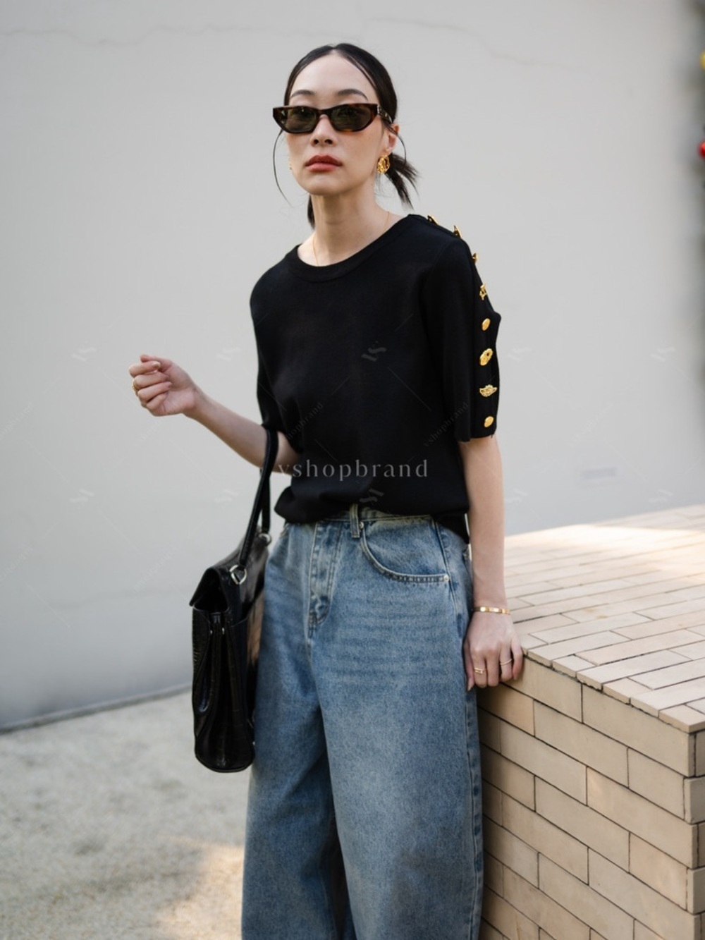 Bijoux Buttons Sweater - Picture 2 of 7